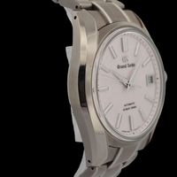 Grand Seiko Heritage Sakura-Kakushi, photo 3 on black