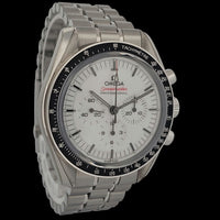 Omega Speedmaster Moonwatch 310.30.42.50.04.001 view 2